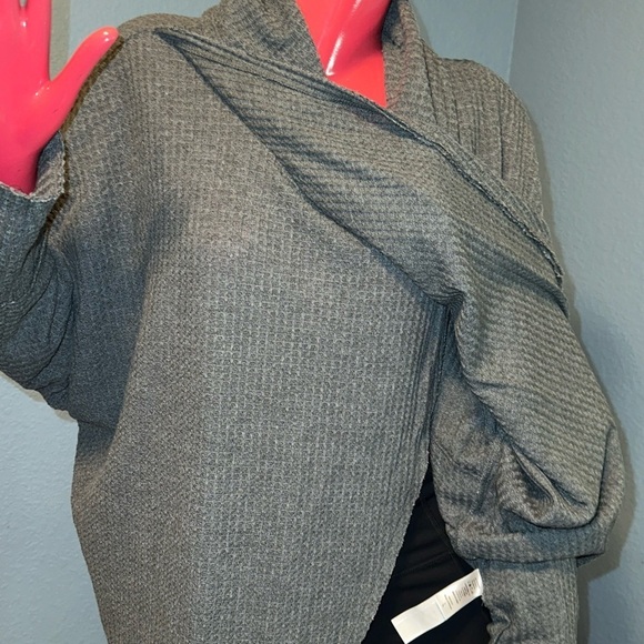 LulaRoe Tunic / Top - Picture 2 of 8